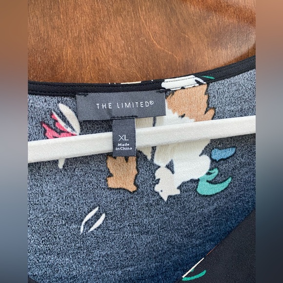 The Limited Black Floral Blouse - Picture 2 of 5